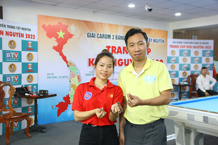 Giải Billiard Carom 3 băng Cúp Ken Nguyễn: Thùy Trâm khởi đầu ấn tượng, Quang Hào tung series 11 điểm bil trannuthuytram 11 2610 Giải Billiard Carom 3 băng Cúp Ken Nguyễn: Thùy Trâm khởi đầu ấn tượng, Quang Hào tung series 11 điểm