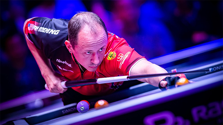 Kết quả billiard pool Mosconi Cup mới nhất 3/12: Van Boening không cản nổi Châu Âu vượt lên bil vanboening 1 0312 Kết quả billiard pool Mosconi Cup mới nhất 3/12: Van Boening không cản nổi Châu Âu vượt lên